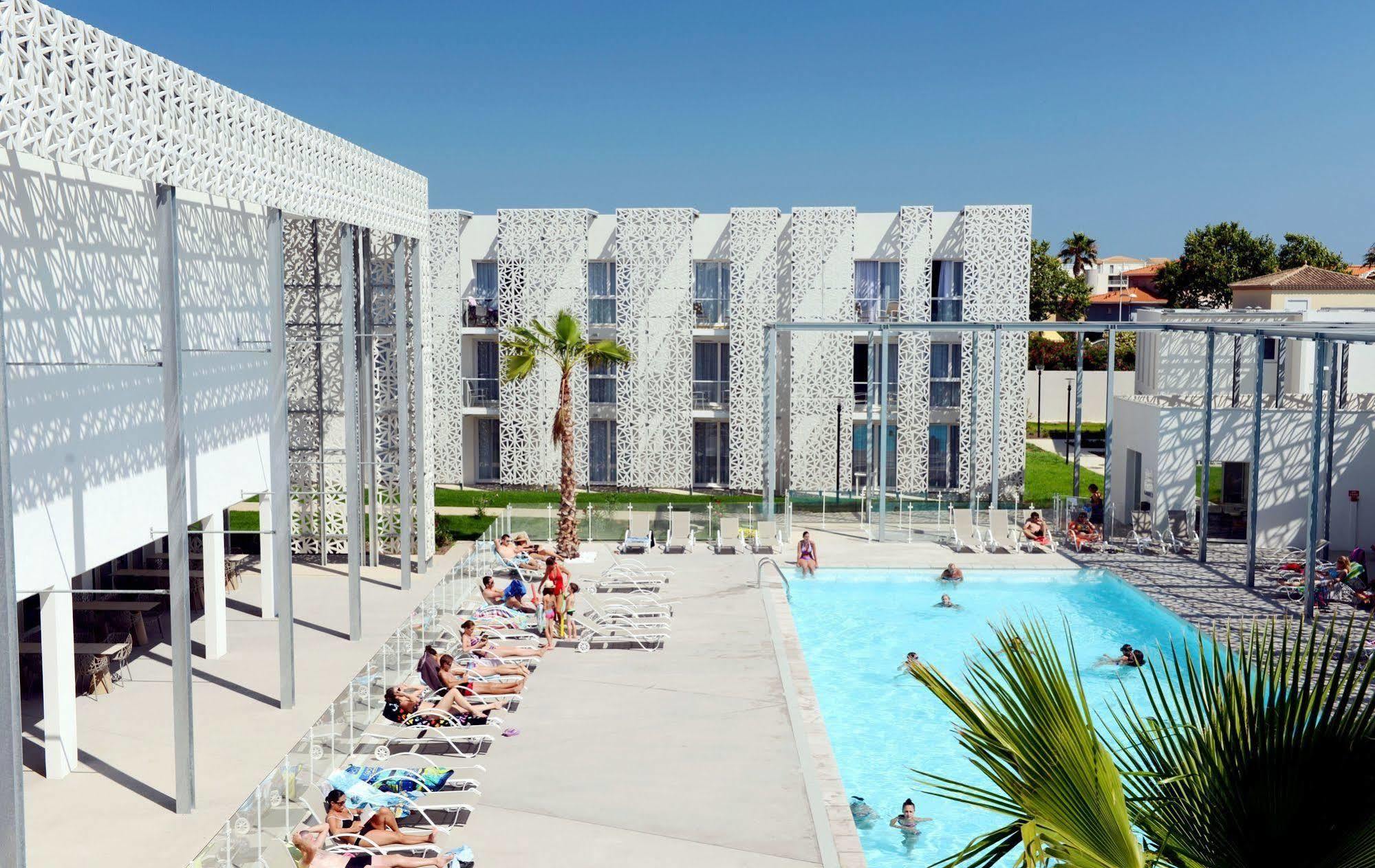 Appart'Hotel Prestige Odalys Nakara Agde Bagian luar foto